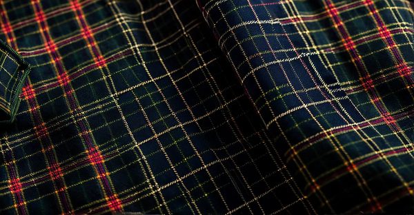 Tout savoir sur le motif tartan : histoire et utilisations